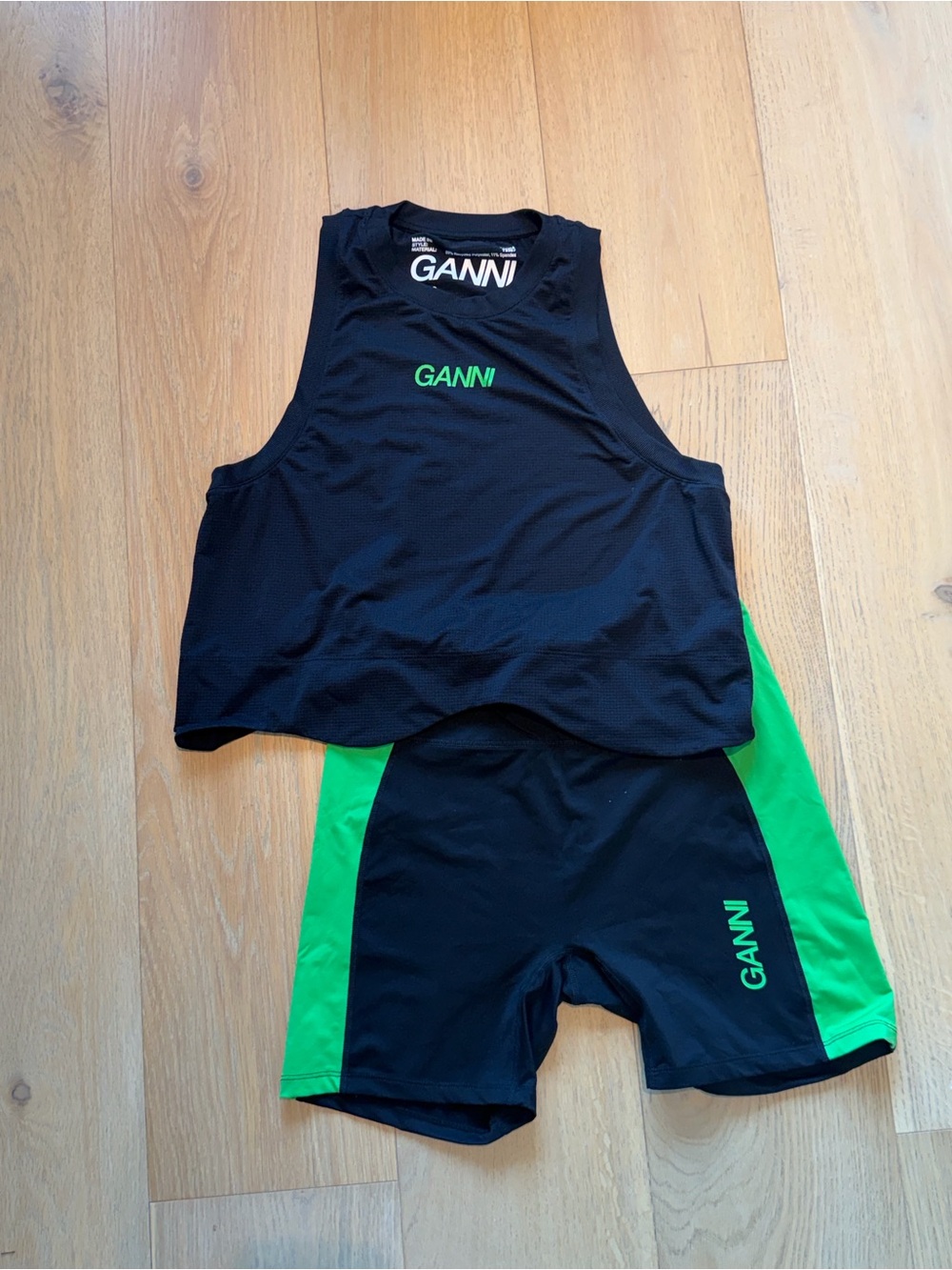 Ganni - Black and Green Workout Set - M